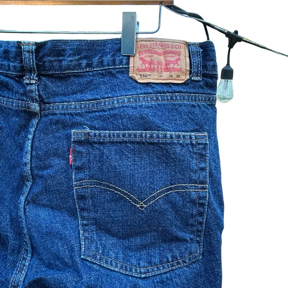 Levis 550 Relaxed Fit Jeans Men 36x29 Dark Wash Blue Straight Leg Denim 5550-259